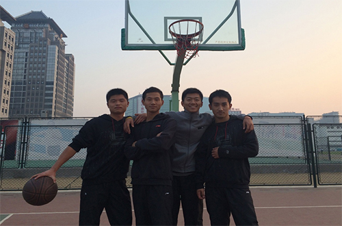 http://pkunews.pku.edu.cn/xwzh/attachement/jpg/site2/20150528/989096b2896e16d0fee505.jpg